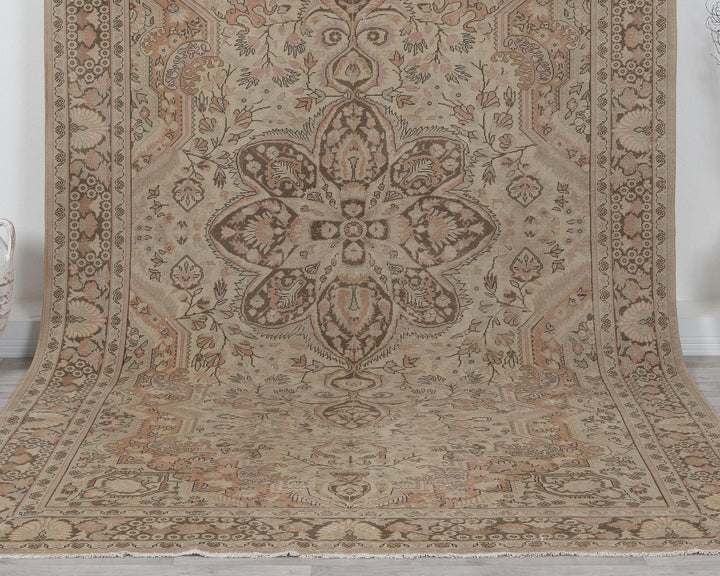 Multicolor Turkish Oushak Rug 6'5" x 9'5" Hand-Knotted | No. VR59877
