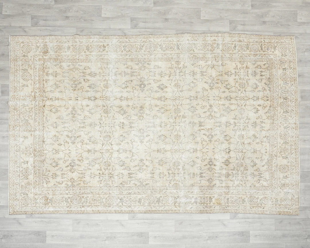 Beige Turkish Oushak Rug 6'1" x 9'5" Hand-Knotted | No. VR59965
