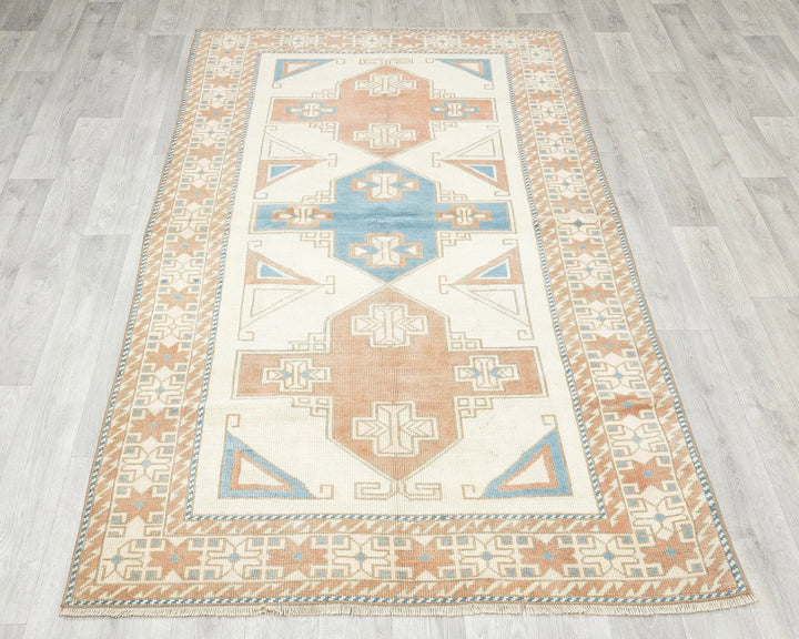 Oushak Rug 3' 11" x 6' 9" | No. VR60216