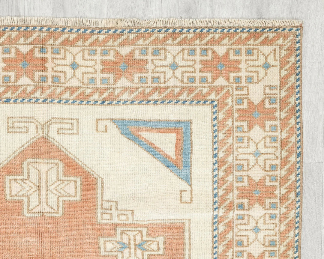Oushak Rug 3' 11" x 6' 9" | No. VR60216