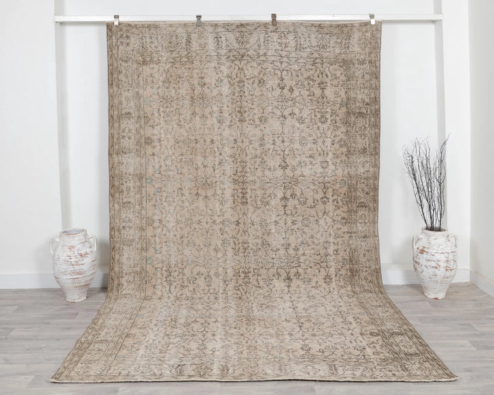 Beige Turkish Oushak Rug 7'1" x 10'9" Hand-Knotted | No. VR60312