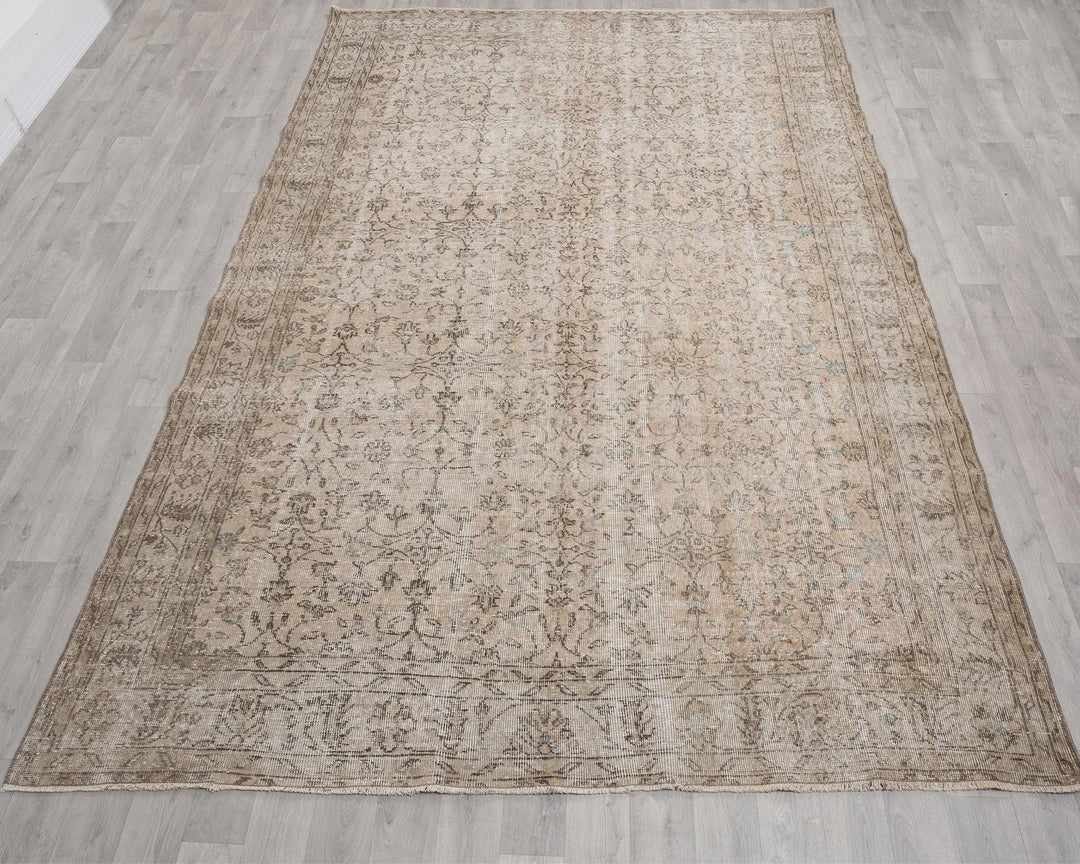 Beige Turkish Oushak Rug 7'1" x 10'9" Hand-Knotted | No. VR60312