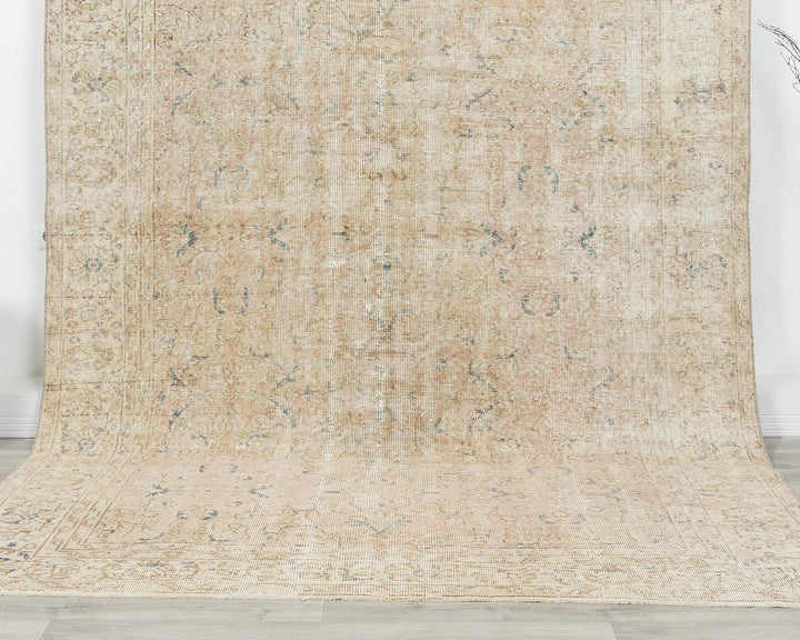 Beige Turkish Oushak Rug 6' 1" x 9' 7" Hand-Knotted | No. VR60432