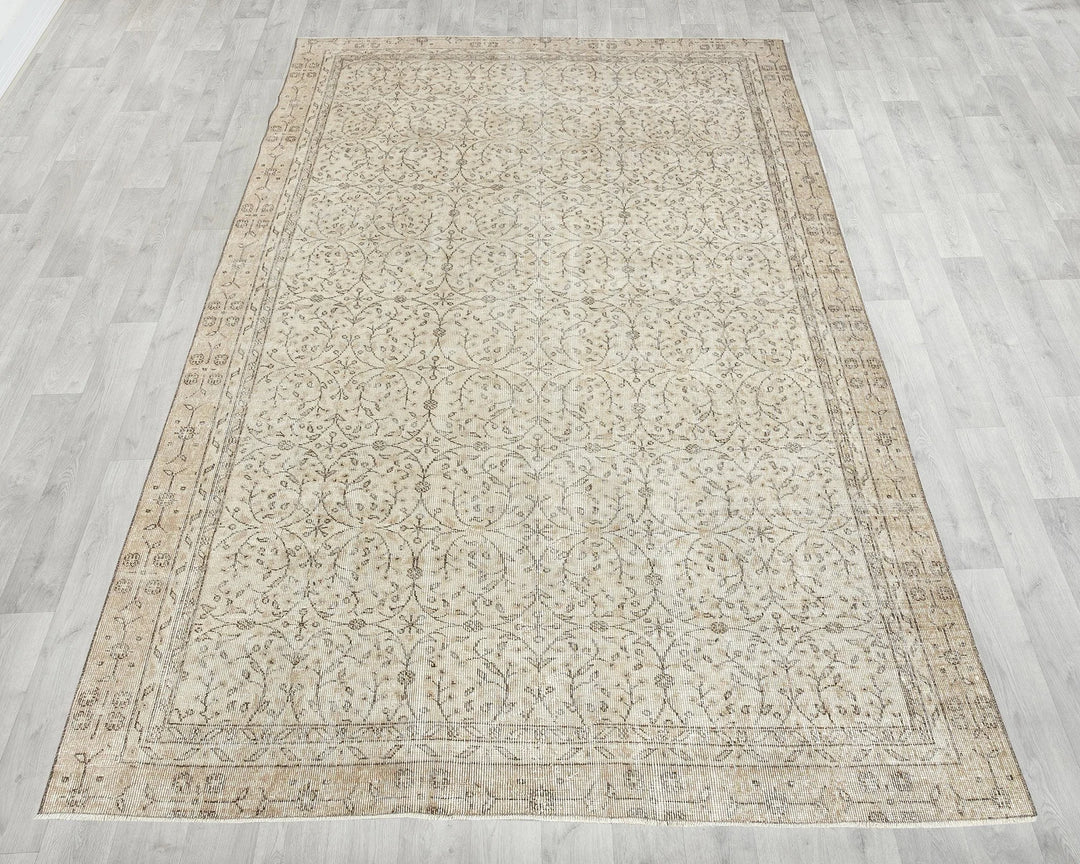 Beige Turkish Oushak Rug 6' x 9' 4" Hand-Knotted | No. VR60672