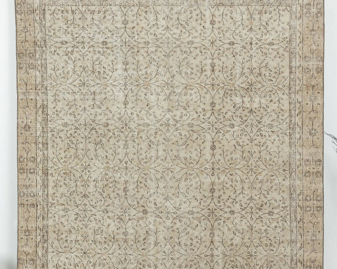Beige Turkish Oushak Rug 6' x 9' 4" Hand-Knotted | No. VR60672