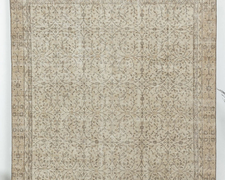 Beige Turkish Oushak Rug 6' x 9' 4" Hand-Knotted | No. VR60672