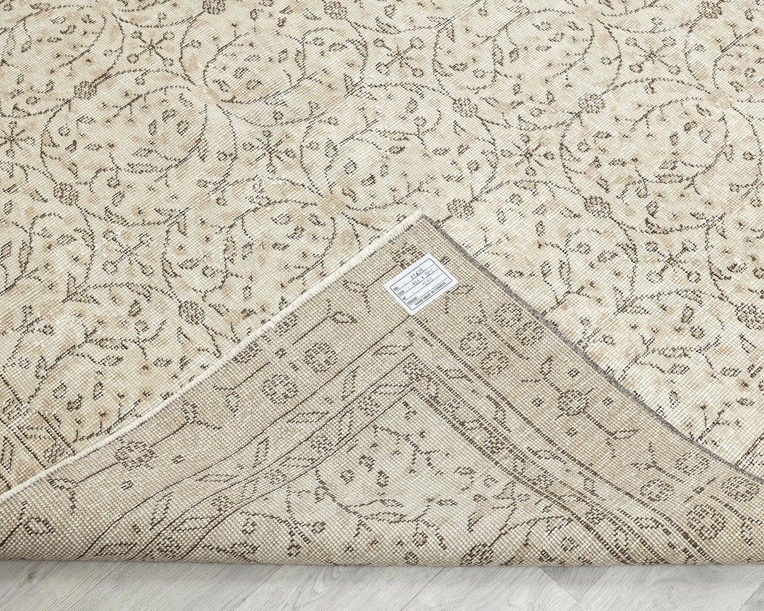 Beige Turkish Oushak Rug 6' x 9' 4" Hand-Knotted | No. VR60672