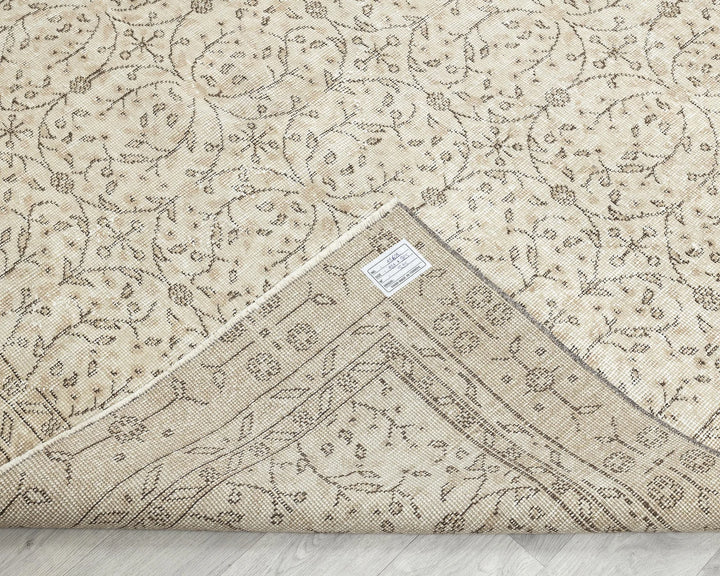 Beige Turkish Oushak Rug 6' x 9' 4" Hand-Knotted | No. VR60672