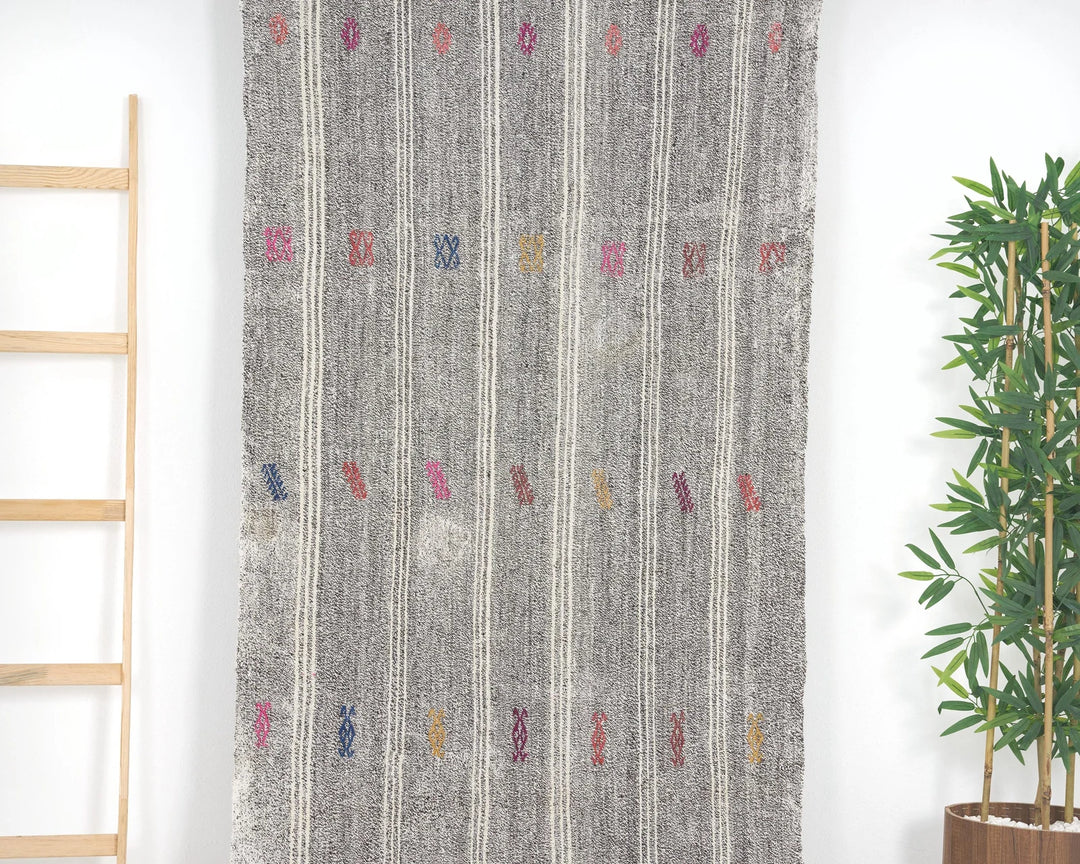 Runner Rug 3' 4" x 20' 4" | No. VR61005