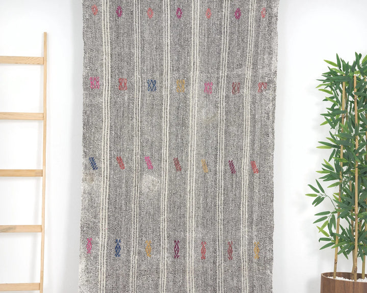 Runner Rug 3' 4" x 20' 4" | No. VR61005