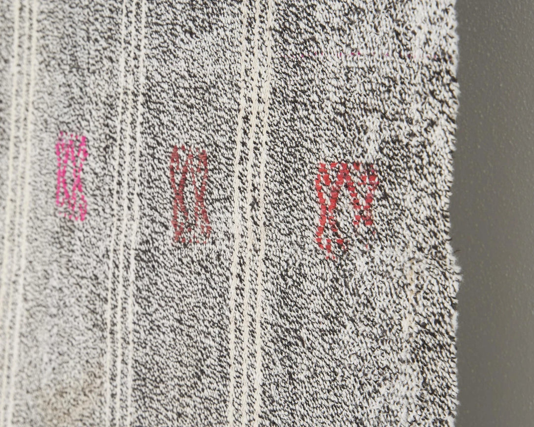 Runner Rug 3' 4" x 20' 4" | No. VR61005