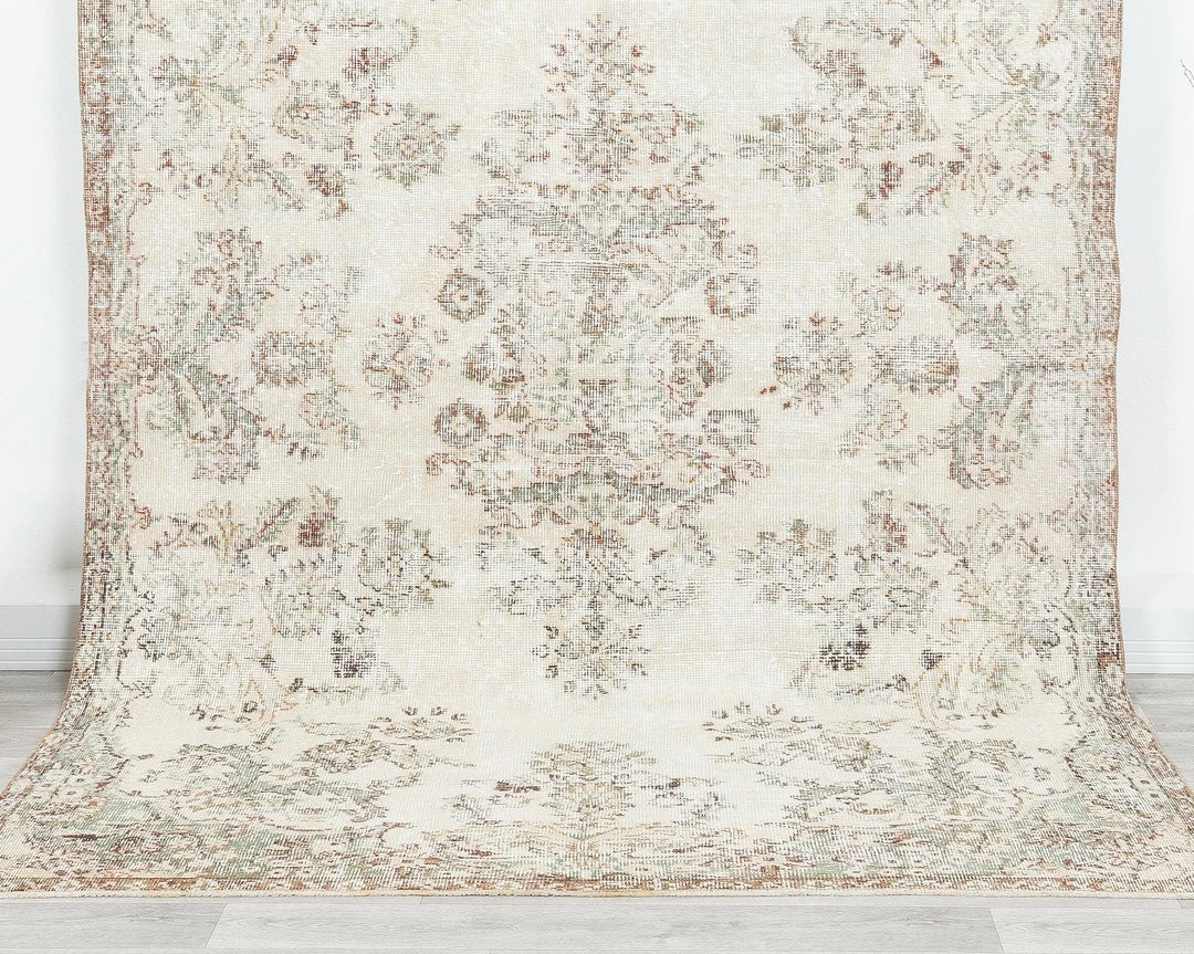 Beige Turkish Oushak Rug 5' 10" x 9' Hand-Knotted | No. VR61218