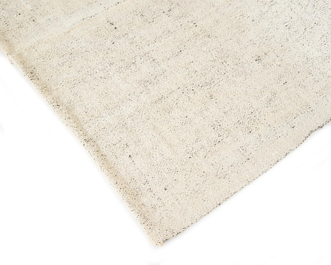 White Turkish Kilim Rug 5'7" x 8'2" Flat-Weave | No. VR61228