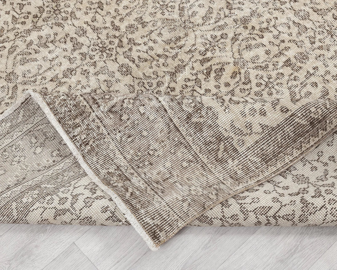 Beige Turkish Oushak Rug 5'7" x 9'10" Hand-Knotted | No. VR61398