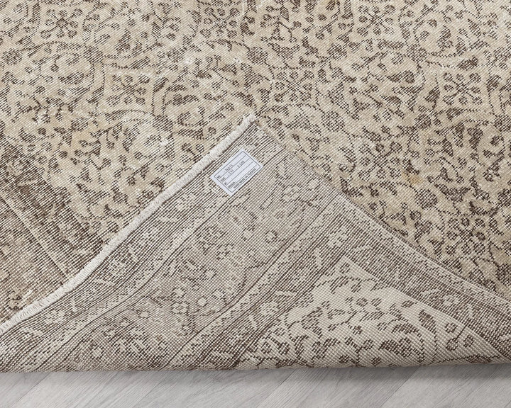 Beige Turkish Oushak Rug 5'7" x 9'10" Hand-Knotted | No. VR61398