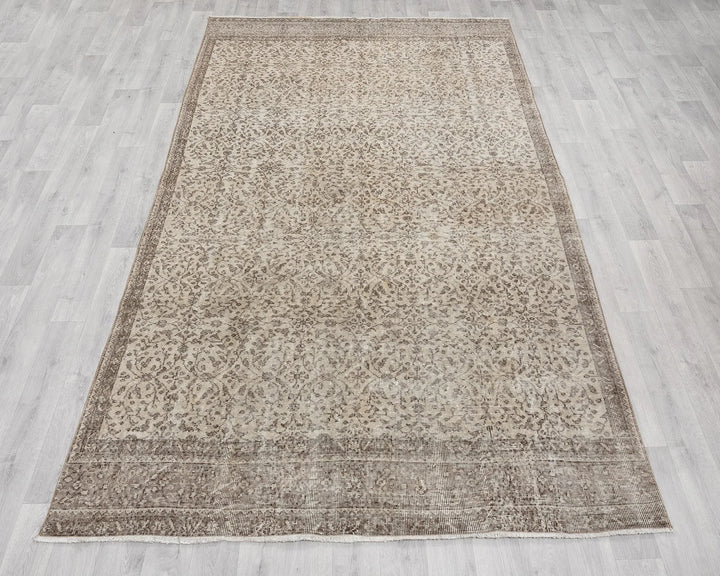 Beige Turkish Oushak Rug 5'7" x 9'10" Hand-Knotted | No. VR61398