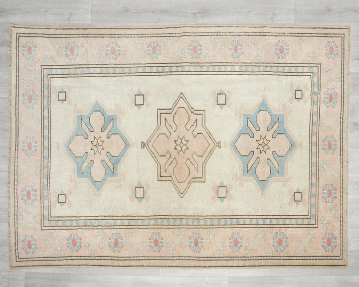 Beige Turkish Oushak Rug 3' 11" x 5' 6" Hand-Knotted | No. VR61558