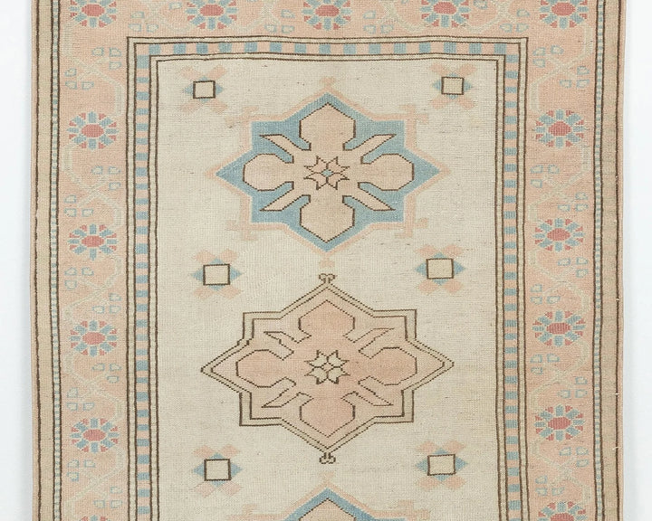 Beige Turkish Oushak Rug 3' 11" x 5' 6" Hand-Knotted | No. VR61558