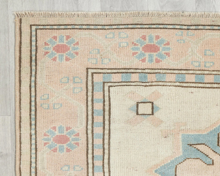 Beige Turkish Oushak Rug 3' 11" x 5' 6" Hand-Knotted | No. VR61558