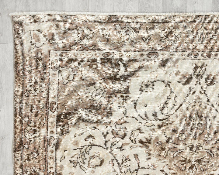 Multicolor Turkish Oushak Rug 9' 6" x 6' 3" Hand-Knotted | No. VR61601