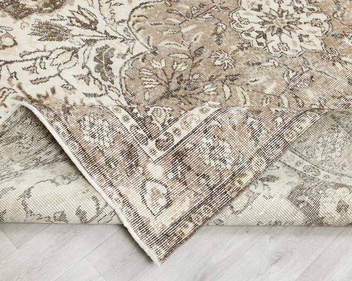 Multicolor Turkish Oushak Rug 9' 6" x 6' 3" Hand-Knotted | No. VR61601