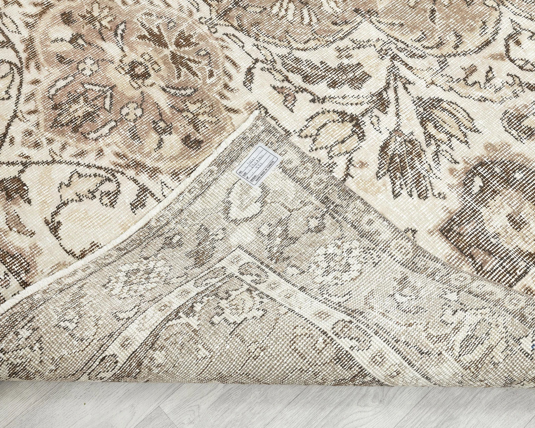 Multicolor Turkish Oushak Rug 9' 6" x 6' 3" Hand-Knotted | No. VR61601
