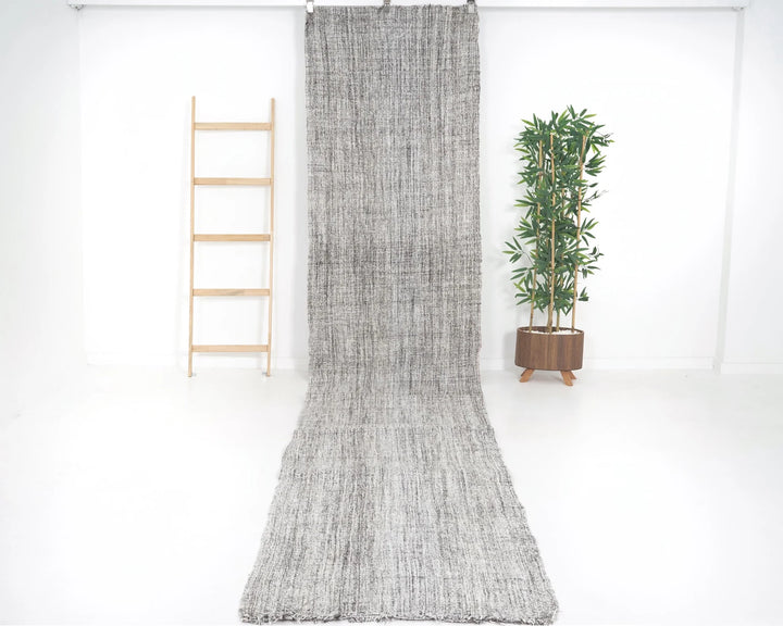 Runner Rug 2' 10" x 20' | No. VR61804