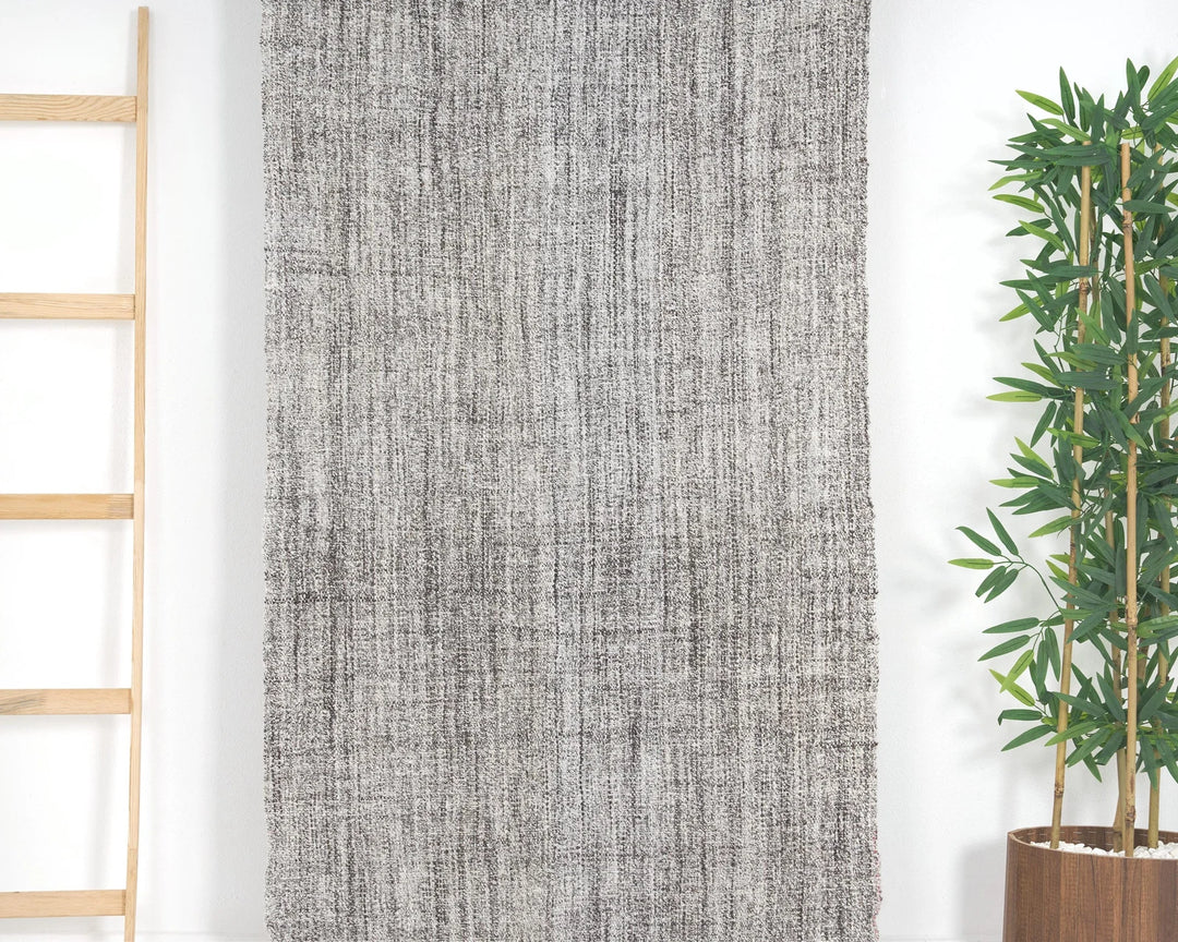 Runner Rug 2' 10" x 20' | No. VR61804