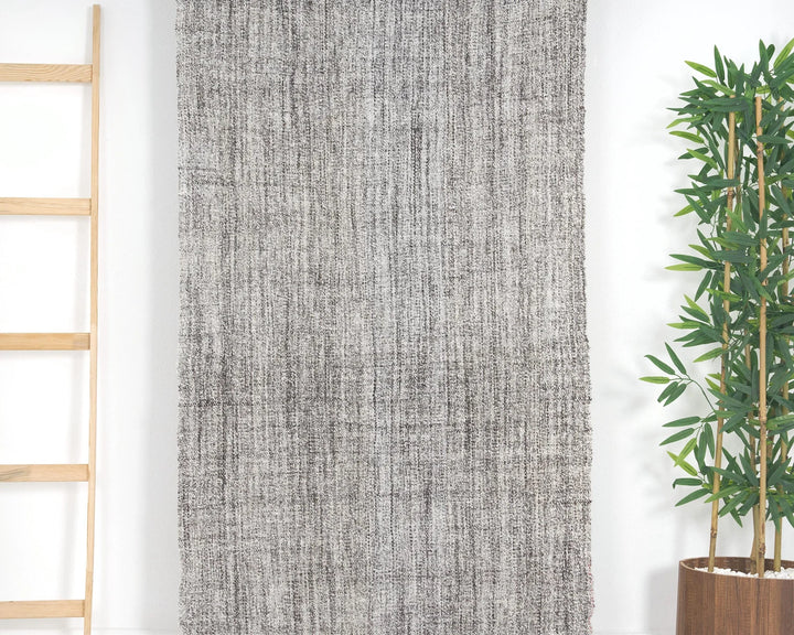 Runner Rug 2' 10" x 20' | No. VR61804