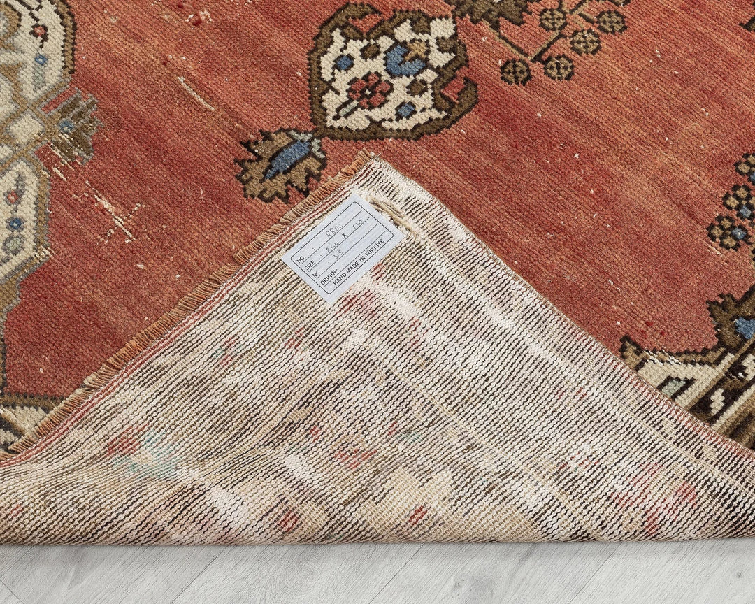 Red Turkish Oushak Rug 4' 3" x 8' 4" Hand-Knotted texture