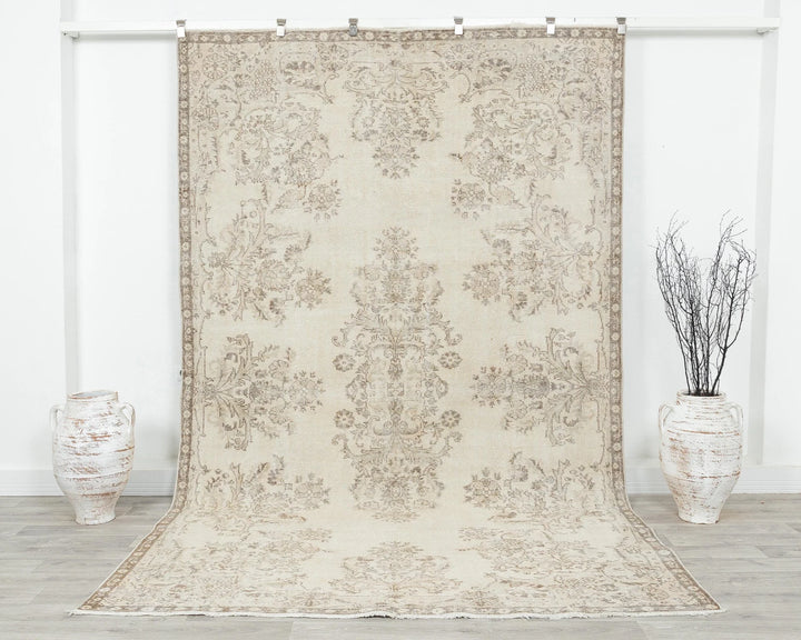 Beige Turkish Oushak Rug 6' 4" x 10' 4" Hand-Knotted | No. VR61962