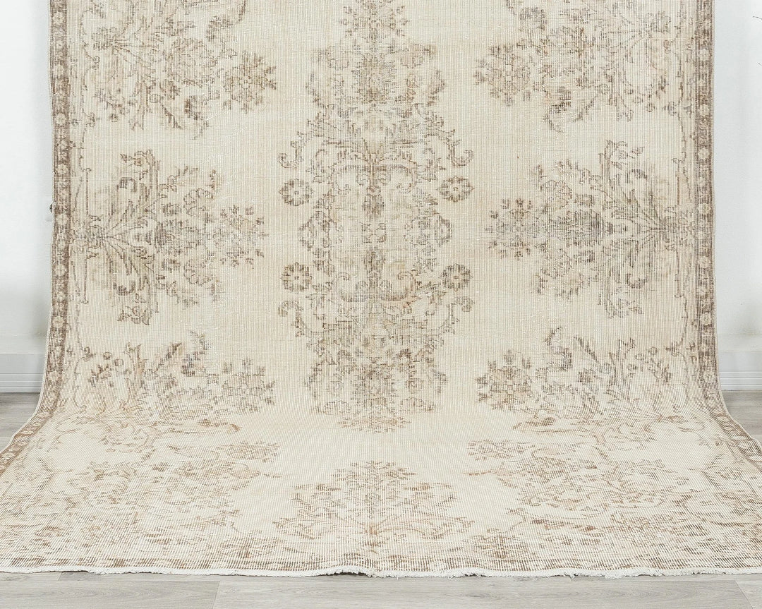 Beige Turkish Oushak Rug 6' 4" x 10' 4" Hand-Knotted | No. VR61962
