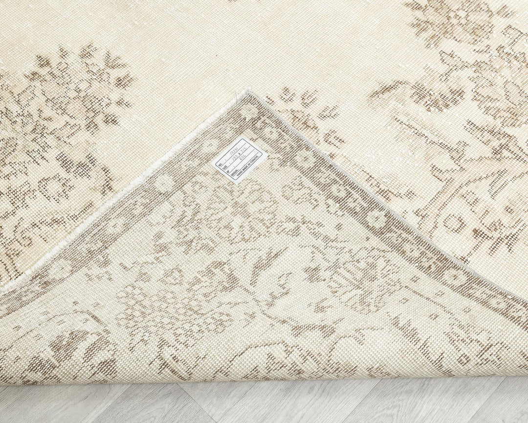 Beige Turkish Oushak Rug 6' 4" x 10' 4" Hand-Knotted | No. VR61962