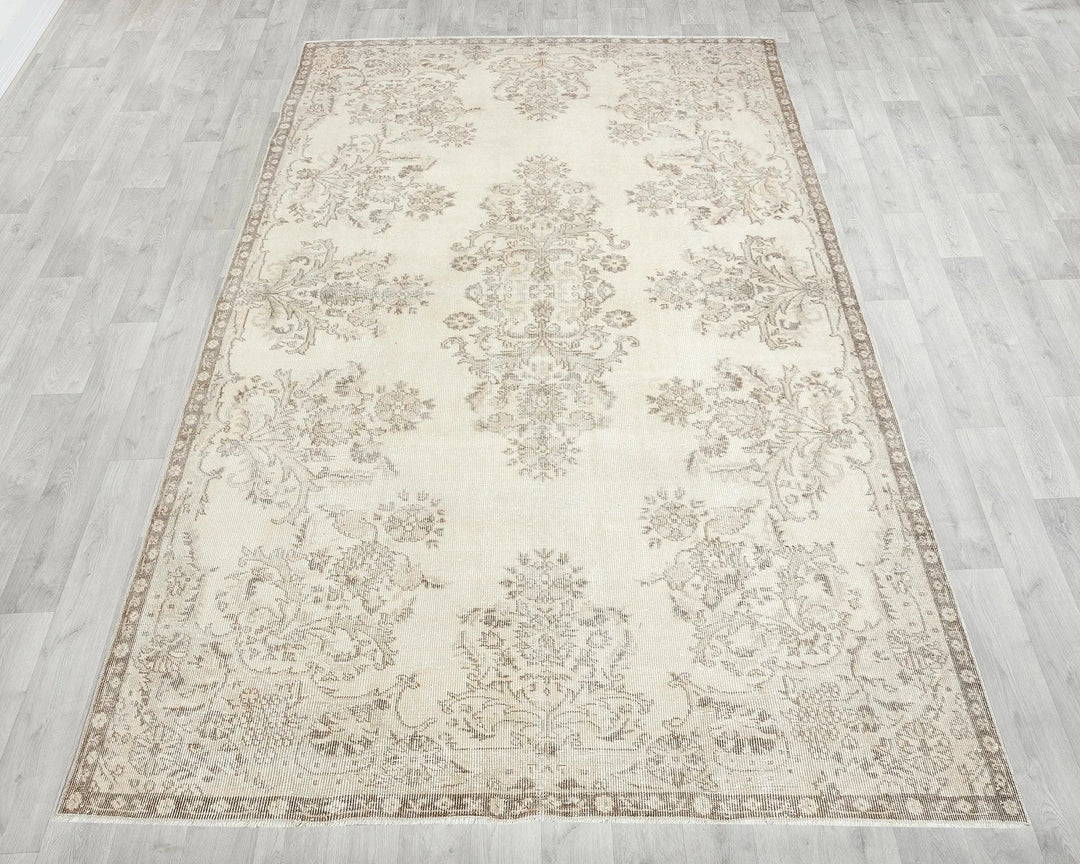Beige Turkish Oushak Rug 6' 4" x 10' 4" Hand-Knotted | No. VR61962