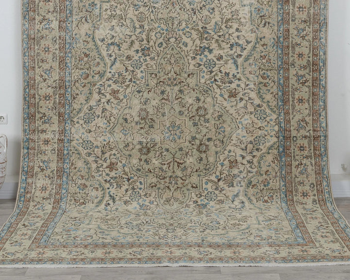 Multicolor Turkish Oushak Rug 6' 11" x 10' 2" Hand-Knotted detail