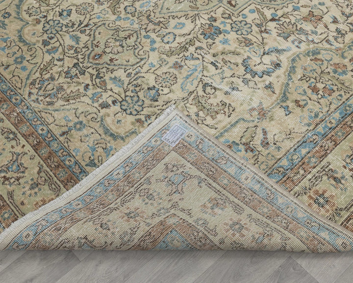 Multicolor Turkish Oushak Rug 6' 11" x 10' 2" Hand-Knotted border
