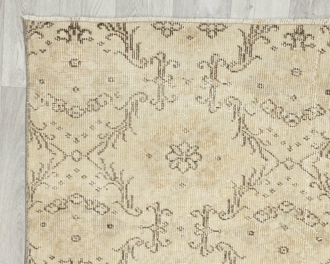Beige Turkish Oushak Rug 6'9" x 3'8" Hand-Knotted | No. VR62430