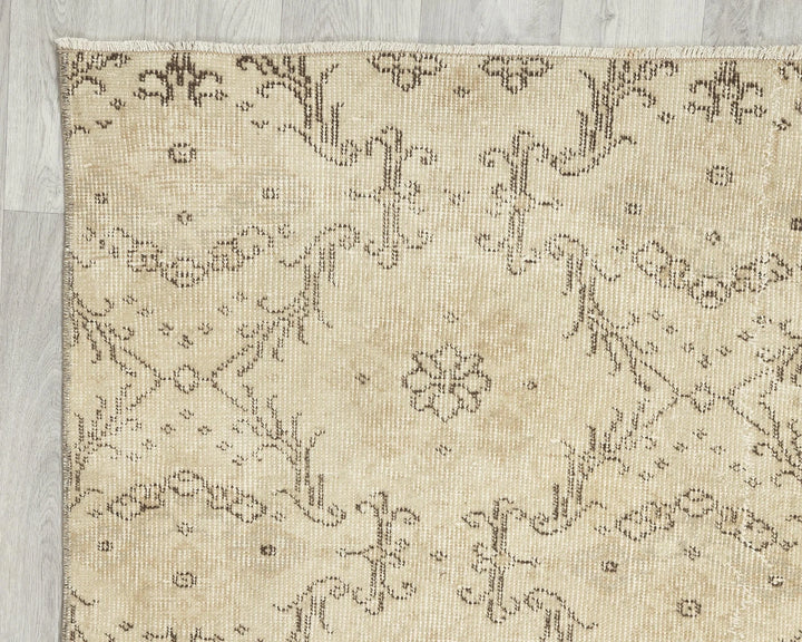 Beige Turkish Oushak Rug 6'9" x 3'8" Hand-Knotted | No. VR62430