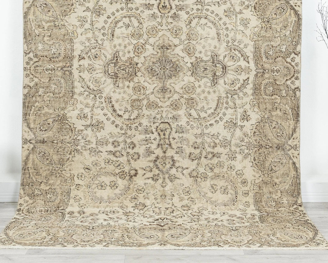 Multicolor Turkish Oushak Rug 5' 2" x 8' 6" Hand-Knotted | No. VR62542
