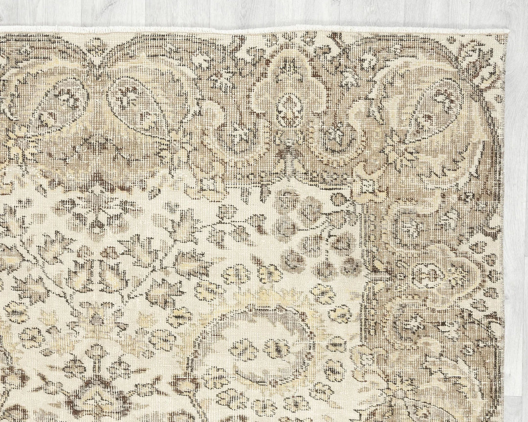 Multicolor Turkish Oushak Rug 5' 2" x 8' 6" Hand-Knotted | No. VR62542