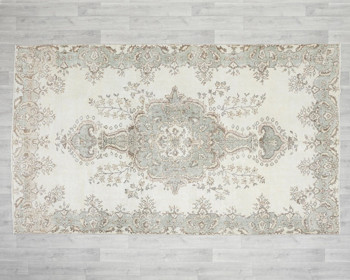 Beige Turkish Oushak Rug 9' 6" x 5' 9" Hand-Knotted | No. VR62682