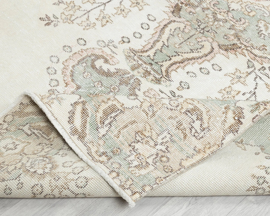 Beige Turkish Oushak Rug 9' 6" x 5' 9" Hand-Knotted | No. VR62682