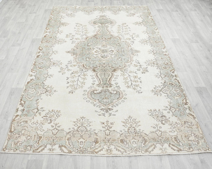 Beige Turkish Oushak Rug 9' 6" x 5' 9" Hand-Knotted | No. VR62682