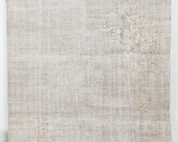 Gray Turkish Oushak Rug 6' 7" x 10' 1" Hand-Knotted detail