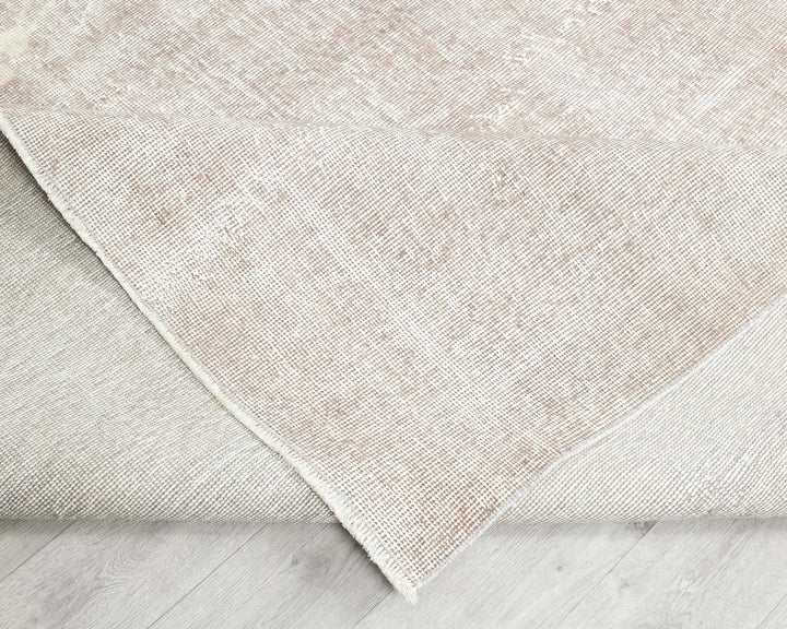 Gray Turkish Oushak Rug 6' 7" x 10' 1" Hand-Knotted field