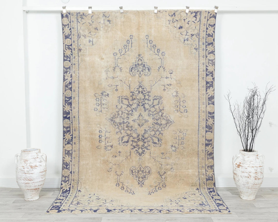 Neutral Oushak Rug 5' 9" x 8' 11" | No. VR62908