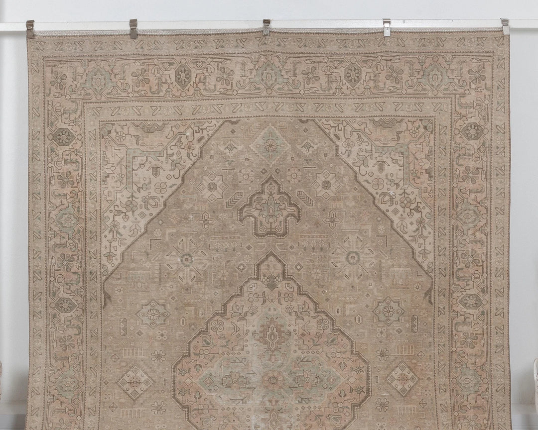 Beige Turkish Oushak Rug 8' 2" x 11' 4" Hand-Knotted | No. VR62908