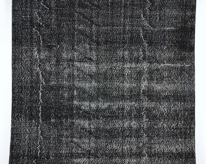 Black Oushak Rug 9' 4" x 5' 7" | No. VR62908