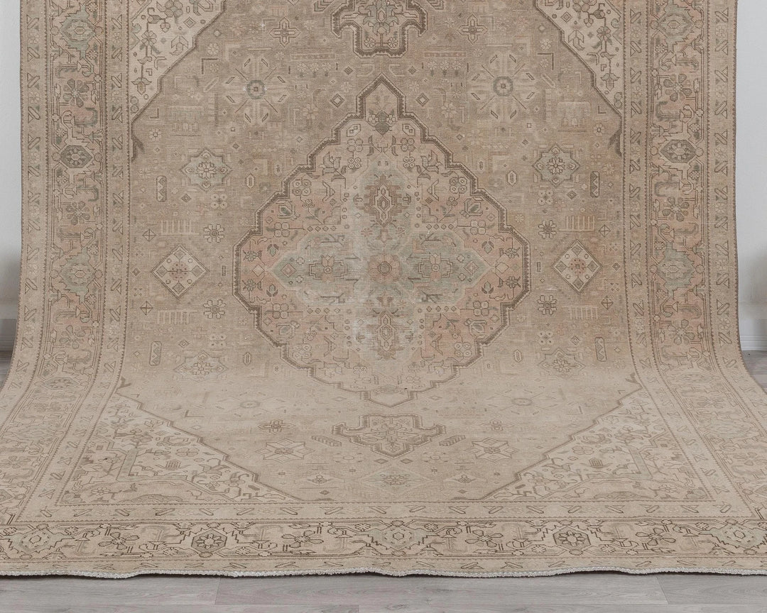 Beige Turkish Oushak Rug 8' 2" x 11' 4" Hand-Knotted | No. VR62908