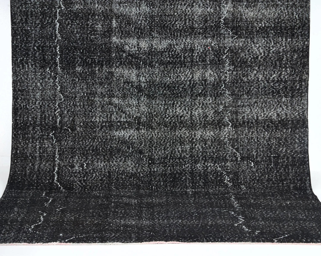Black Oushak Rug 9' 4" x 5' 7" | No. VR62908